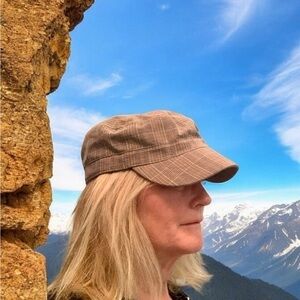 Santiago Hat Co 100% Cotton Beige Plaid Brim Hat Adjustable One Size Fits Most